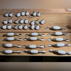 Cabinet pulls for kitchen or bath. Comes with hardware. Used.